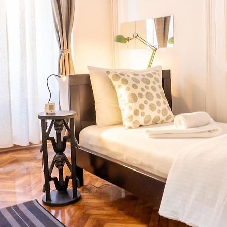 Central And Comfy 2Bdr Apartment Near Parliament Beograd Ngoại thất bức ảnh